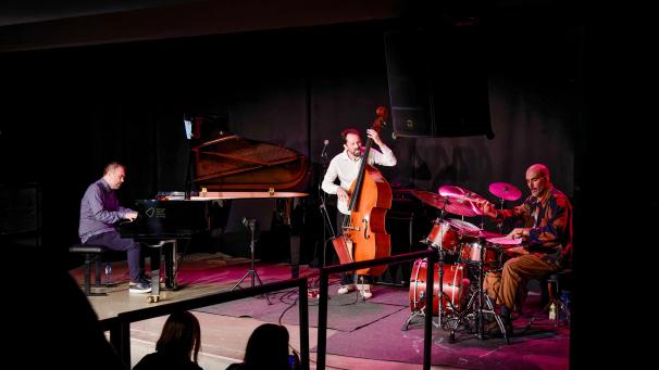 <p>Das Pablo Caminero Trio präsentierte feinsten Flamenco-Jazz im Schlachthof.</p>
