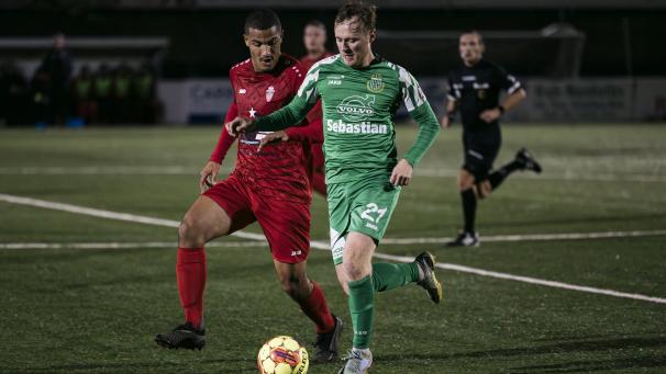 <p>Blickt nicht allzu positiv auf seine kurze Zeit bei Stade Verviers: Der Kelmiser Mittelfeldspieler Antoine Deflandre (rechts).</p>