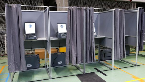 <p>1,8 Millionen Flamen gingen nicht wählen.</p>