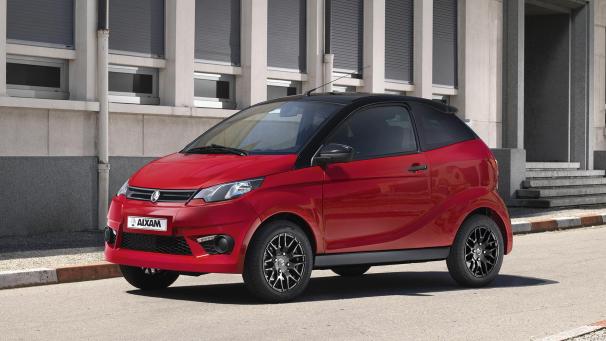 <p>Moderne Leichtkraftwagen wie etwa der Coupé Evo vom Hersteller Aixam lassen sich auf den ersten Blick nicht von „normalen“ Autos unterscheiden.</p>