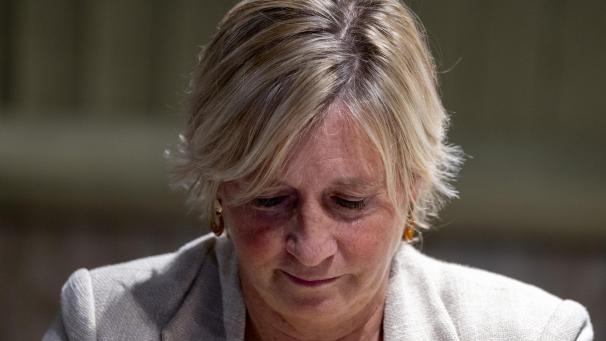 <p>Christel Engelen (Vlaams Belang)während einer Pressekonferenz von PIT, Vrij Ranst und Vlaams Belang, in Ranst, Samstag, 29. Oktober 2024</p>