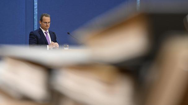 <p>Ministerpräsident Paasch benennt die großen Herausforderungen, vor denen die DG in den nächsten Jahren steht.</p>