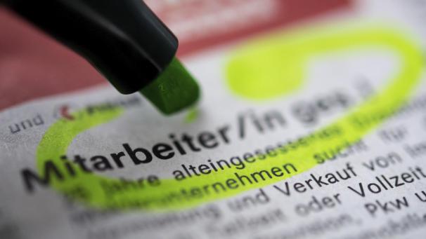 <p>Auch die Nachfrage nach qualifiziertern Arbeitskräften steigt.</p>