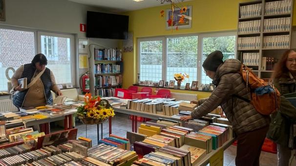 <p>Seit 30 Jahren wird die Bibliothek von Alfred Minke und seine Frau Anne-Marie Minke-Ruwet geführt.</p>