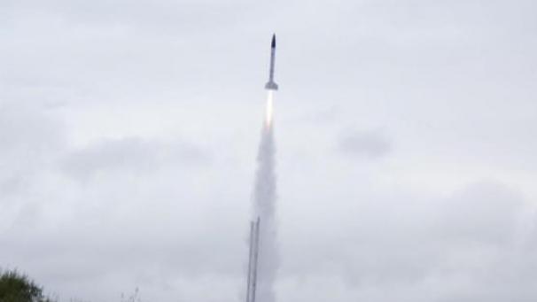 <p>Der erste Testraketenstart von Be Rocket erfolgte auf dem Elsenborner Militärgelände.</p>
