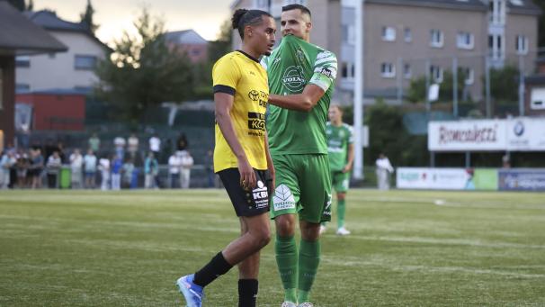 <p>Malik Filali (links, neben Kelmis´ Quentin Hubert)gewinnt zunehmend an Stärke hinzu.</p>