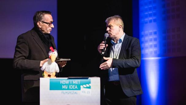 <p>Minister Gregor Freches (r.) tauschte sich mit Moderator Benjamin Fleig (l.) aus.</p>