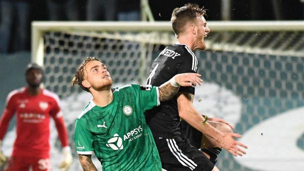 <p>Scott Kennedy (rechts) folgte Trainer Mersad Selimbegovic zur AS Eupen.</p>