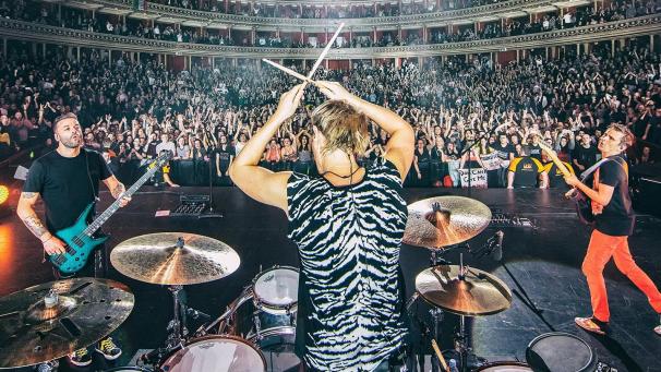 <p>Muse ist in den Niederlanden mit von der Partie.</p>