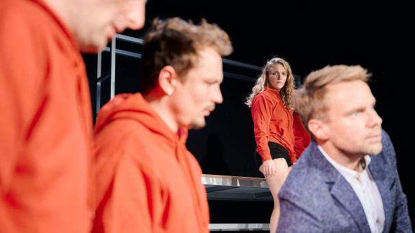 <p>Die starke schauspielerische Leistung ist erschreckend und faszinierend zugleich.</p>