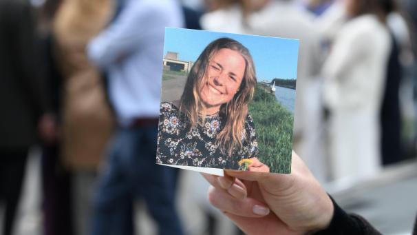 <p>Am 6. Mai 2019 wurde die Leiche von Julie Van Espen im Albertkanal in Antwerpen gefunden.</p>
