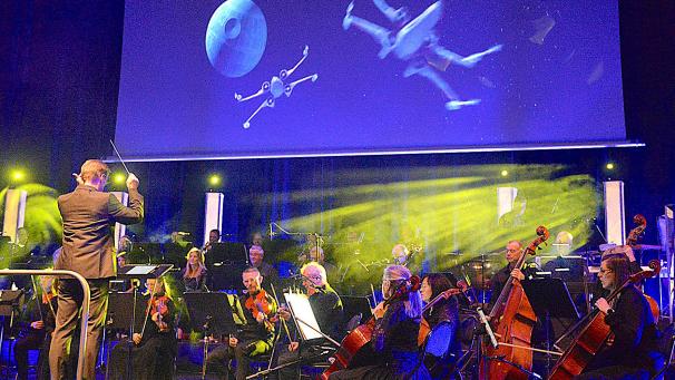 <p>Das Euro Symphonic Orchestra interpretierte weltbekannte Filmtitel.</p>