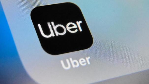 <p>Uber bietet verschiedene Mitfahrgelegenheiten an, wozu auch UberX gehört.</p>