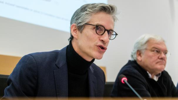 <p>Guillaume Boutin vor dem Kammerausschuss</p>