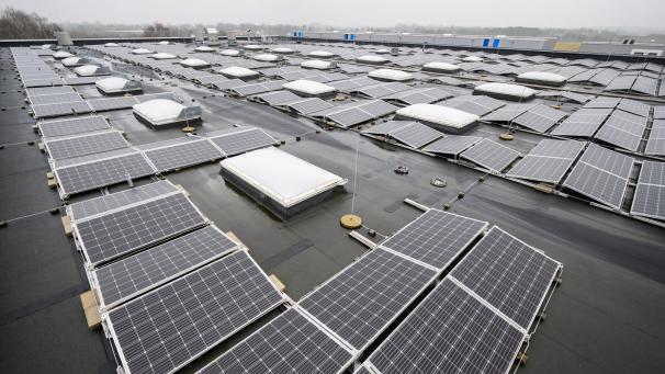 <p>Wenn ein Unternehmen noch Platz auf seinem Dach hat, kann es diesen im Rahmen einer Energiegemeinschaft zur Verfügung stellen.</p>