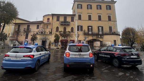 <p>Autos_der_italienisc_84319332</p>