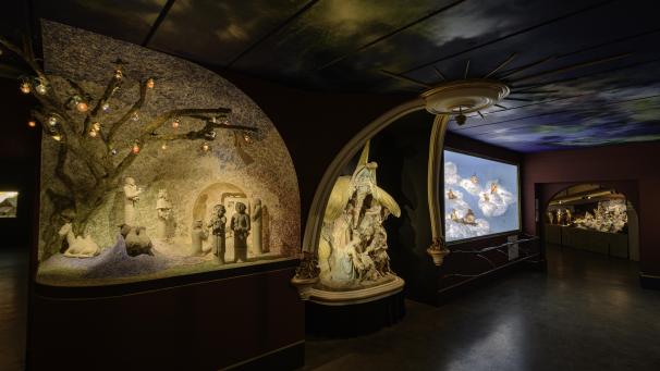 <p>Im neuen Ausstellungsraum werden drei Exponate zu einem großen Kunstwerk vereint.</p>