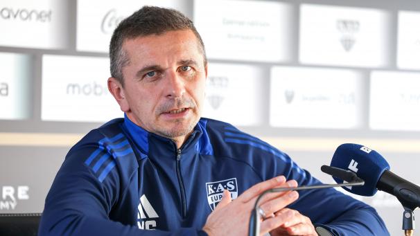 <p>Mersad Selimbegovic stand am Freitag den Medienvertretern Rede und Antwort.</p>