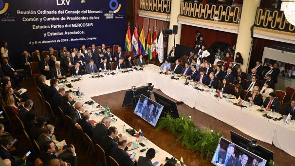 <p>des Mercosur-Gipfels. Die EU-Kommission hat ungeachtet anhaltender Bedenken von Ländern wie Frankreich, Italien und Polen die Verhandlungen über eine riesige Freihandelszone mit dem südamerikanischen Staatenbündnis Mercosur abgeschlossen.</p>