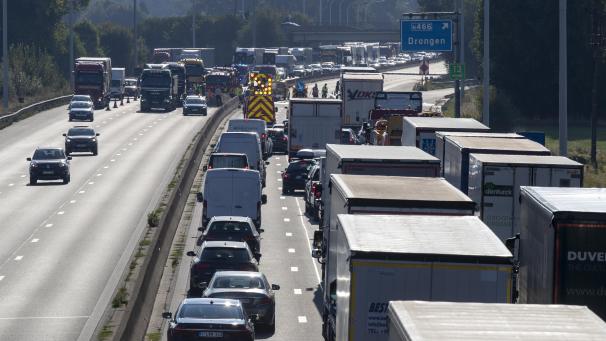 <p>Der meiste Feinstaub stammt vom Abrieb der Bremsen, Reifen und der Straße. Den verursachen alle Fahrzeuge – Diesel, Benziner und Stromer.</p>