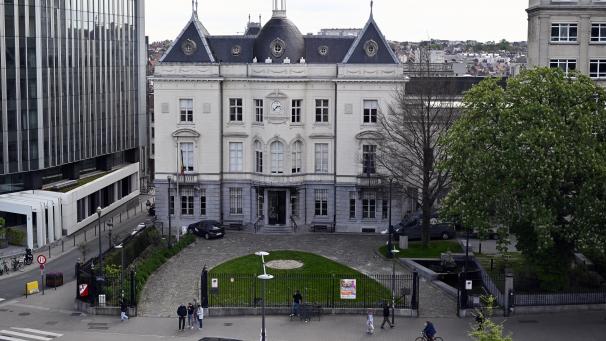 <p>Ein Blick auf dasRathausder Brüsseler GemeindeSaint-Josse-ten-Noode</p>
