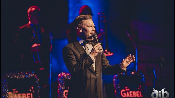 <p>Tom Gaebel ist im Triangel zu Gast.</p>