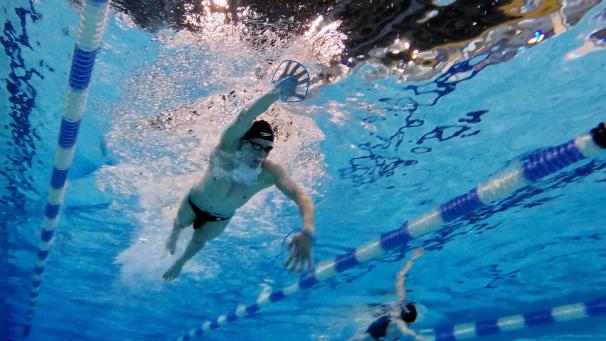 <p>Lucas Henveaux bei einer Trainingssession in Aktion</p>