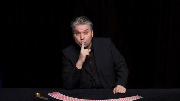 <p>Christian Jedinat versteht es, seine Gäste zu verblüffen.</p>