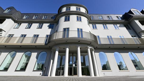 <p>Blick auf das Parlament der DG</p>