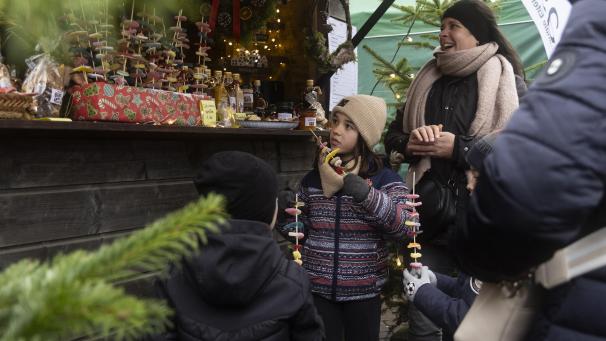 <p>Süßes für die Kinder durfte beim St.Vither Weihnachtszauber nicht fehlen.</p>