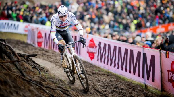 <p>Mathieu Van der Poel</p>