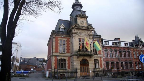<p>Das Malmedyer Rathaus wird saniert und mit einem Fahrstuhl ausgestattet.</p>