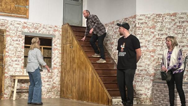 <p>Die Theatergruppe Mürringen freut sich auf die Premiere ihres neuen Stücks „Schluss mät dem Zinnober!“ am 4. Januar im Saal Jaspesch.</p>