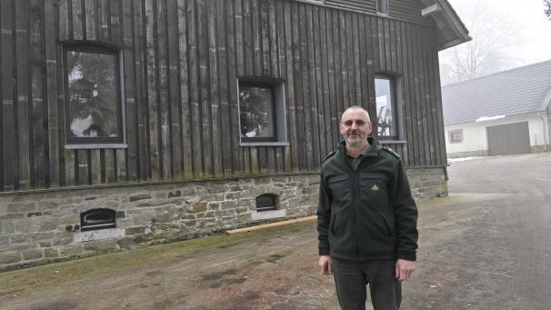 <p>Für Christoph Pankert war das Büllinger Forstamt 32 Jahre Arbeitsplatz und Wohnsitz zugleich. Das Gebäude der früheren Oberförsterei stammt noch aus der preußischen Zeit und wurde 1896 errichtet.</p>