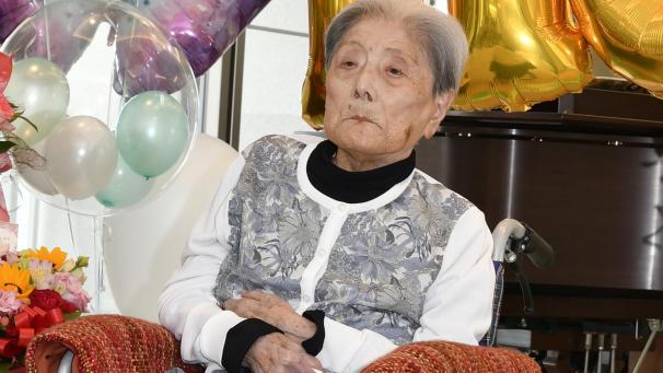 <p>Im Alter von 116 Jahren ist die Japanerin Tomiko Itooka gestorben, wie der japanische öffentlich-rechtliche Fernsehsender NHK unter Berufung auf die Stadtverwaltung ihres Wohnorts Ashiya in der Präfektur Hyogo berichtete.</p>
