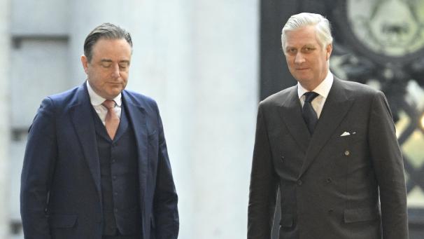 <p>Dienstag erscheint De Wever (l.) vor König Philippe.</p>