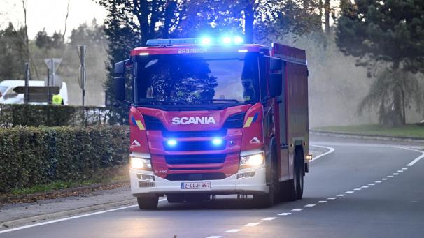 <p>Die Feuerwehr musste in der Silvesternacht nach Welkenraedt ausrücken: In einem Wohnungsbrand verlor eine sechsköpfige Familie dort ihr Hab und Gut.</p>