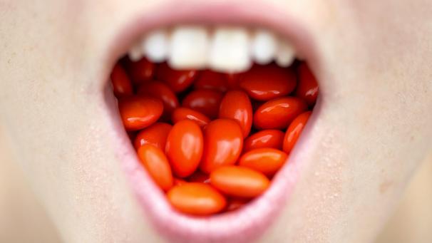 <p>Kinder nehmen weniger Medikamente, aber Jugendliche mehr Antidepressiva zu sich.</p>