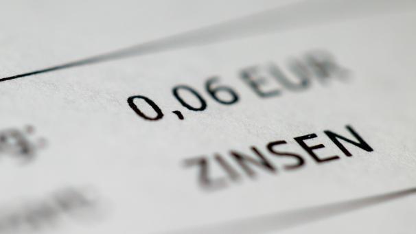 <p>Passives Sparen wird bestraft: Belgische Banken setzen auf niedrige Zinsen.</p>