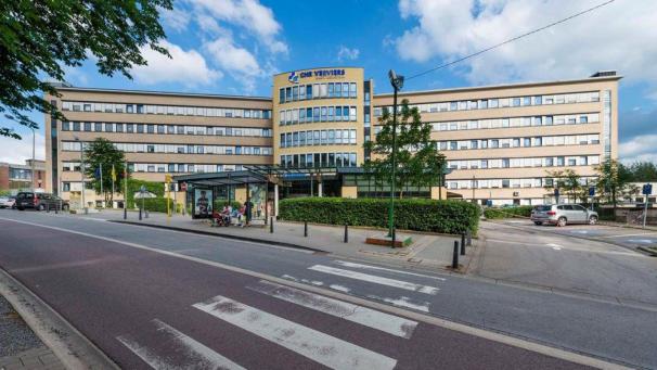 <p>Ein Blick von außen auf das CHR Verviers: Die Grippe führt in vielen Krankenhäusern der Region zu Versorgungsengpässen.</p>