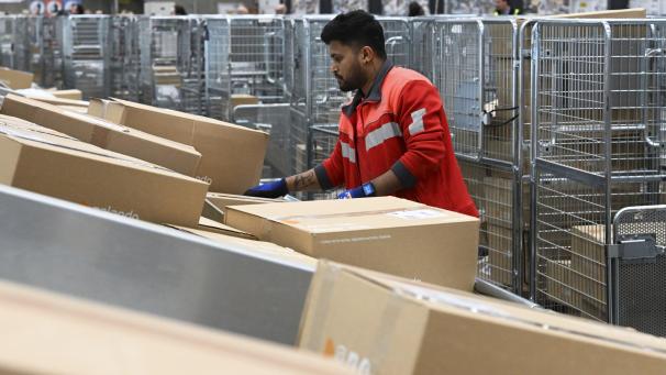 <p>Paket-Sortierzentrum von Bpost in Antwerpen</p>