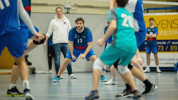 <p>Sporta feierte den ersten Sieg des Jahres.</p>