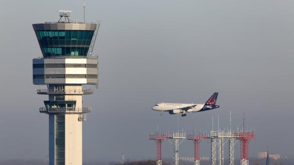 <p>Ein Blick auf den Tower des Landesflughafens in Zaventem</p>