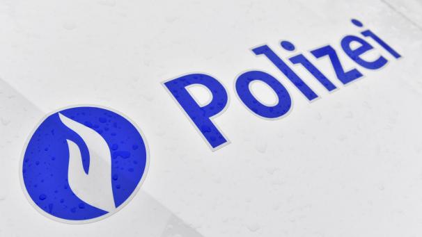 <p>Polizei neu</p>