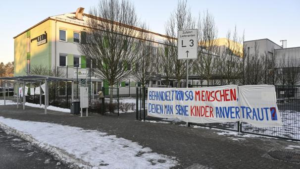 <p>Dieses Bild im Rahmen des Lehrerstreiks entstand am vergangenen Montag am Robert-Schuman-Institut in Eupen.</p>