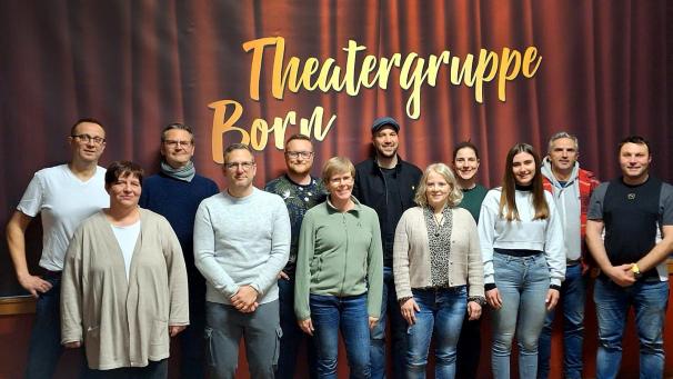 <p>Die Theatergruppe Born steht wieder auf der Bühne.</p>