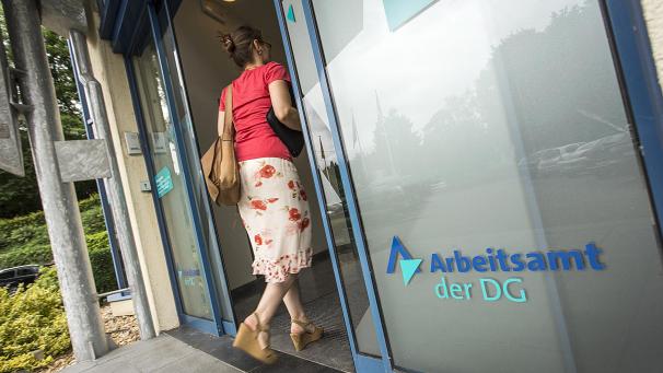 <p>Im vierten Quartal 2024 wurden dem Arbeitsamt der DG 244 offene Stellen gemeldet (ohne Interim-Stellen), davon 82 Prozent von ostbelgischen Betrieben.</p>