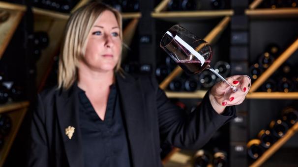 <p>Stéphanie Noël ist in der Endauswahl des Wettbewerbs „Sommelier des Jahres“.</p>