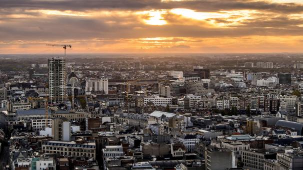 <p>Ein Blick von oben auf die Stadt Antwerpen</p>