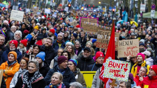 <p>Am Samstag machten die Demonstranten in Köln mobil.</p>